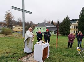 Mše svatá na místě zbořeného kostela sv. Martina v Brtníkách